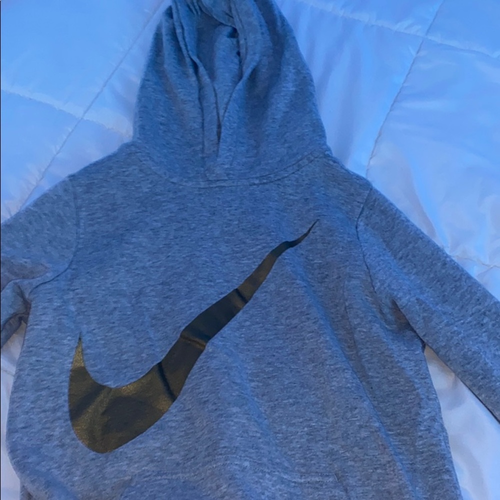 grey nike hoodie